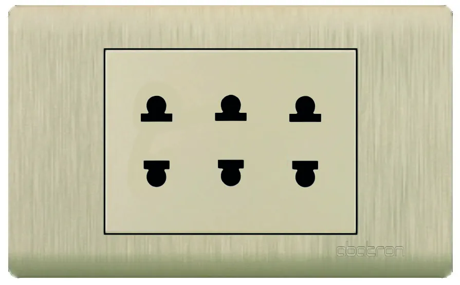 Tomacorriente Triple Empotrar