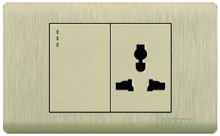 Tomacorriente Universal Empotrar